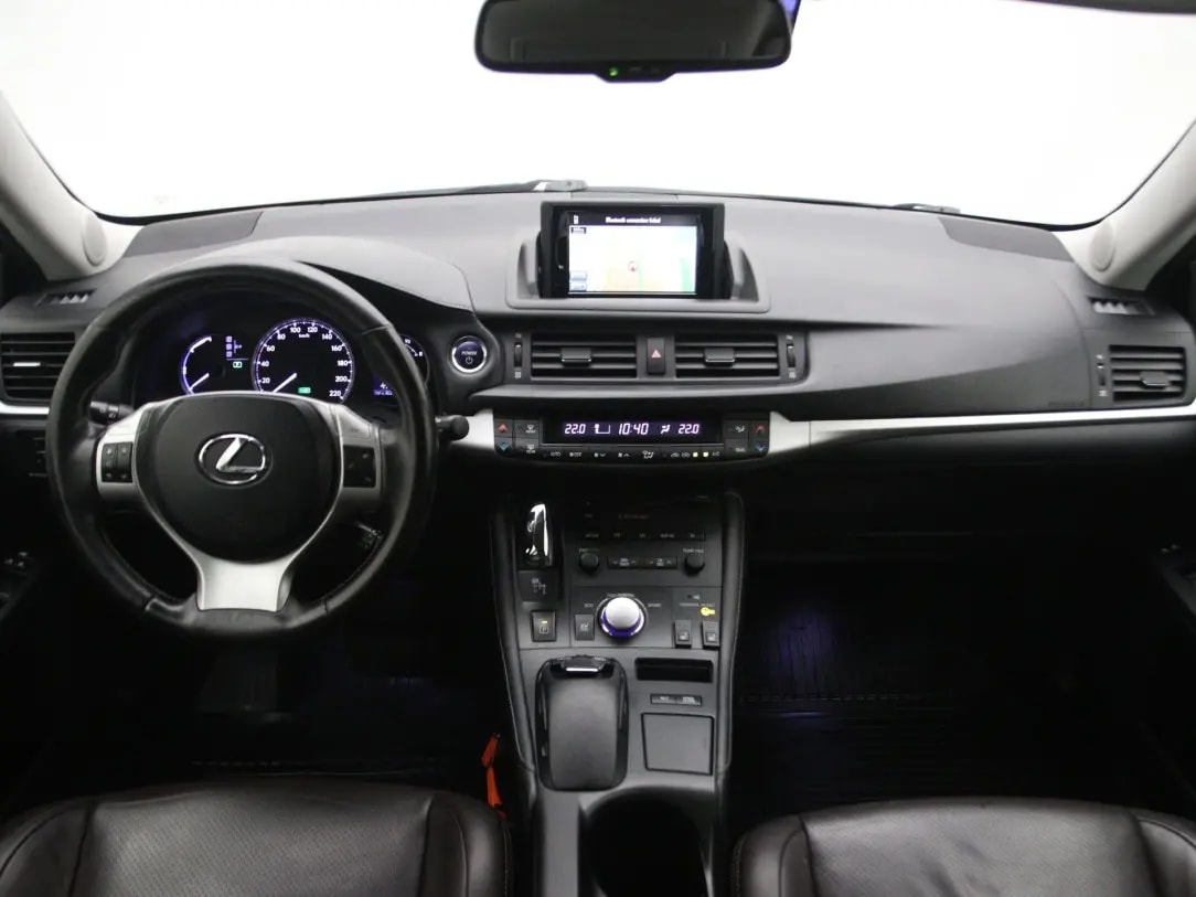 Lexus CT 200h