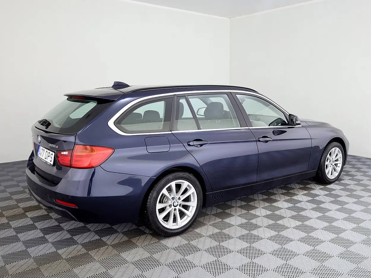 BMW 320