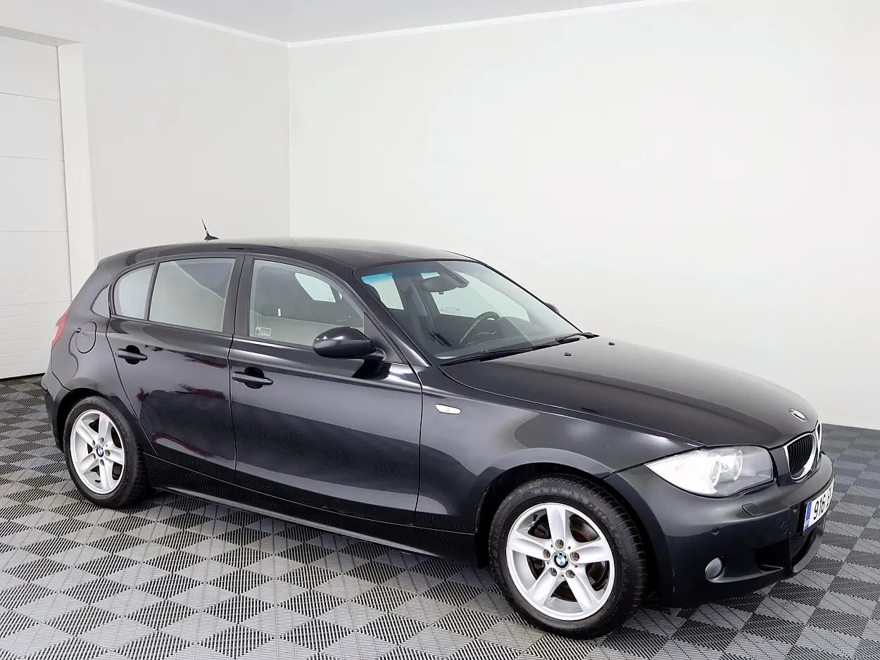 BMW 118