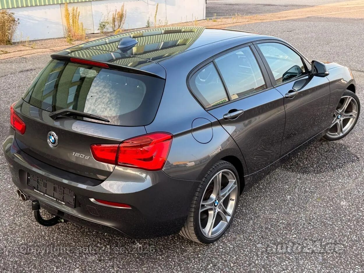 BMW 120