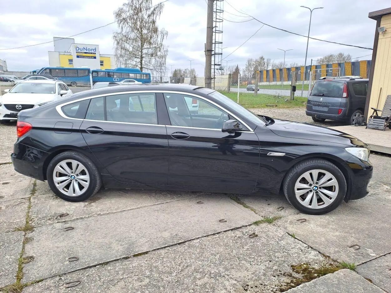 BMW 530