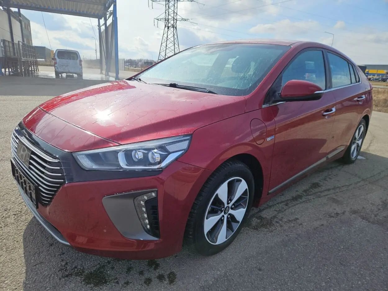 Hyundai IONIQ