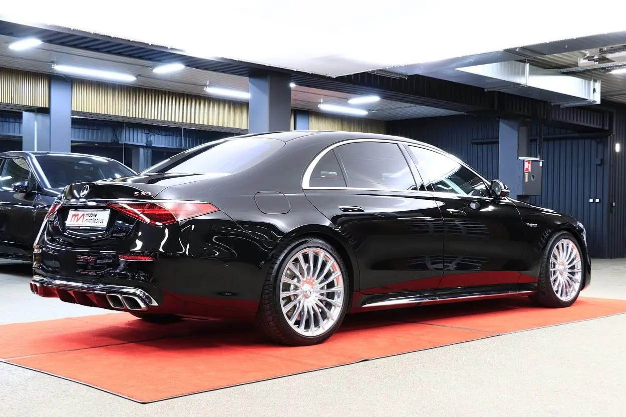 Mercedes-Benz S 63 AMG