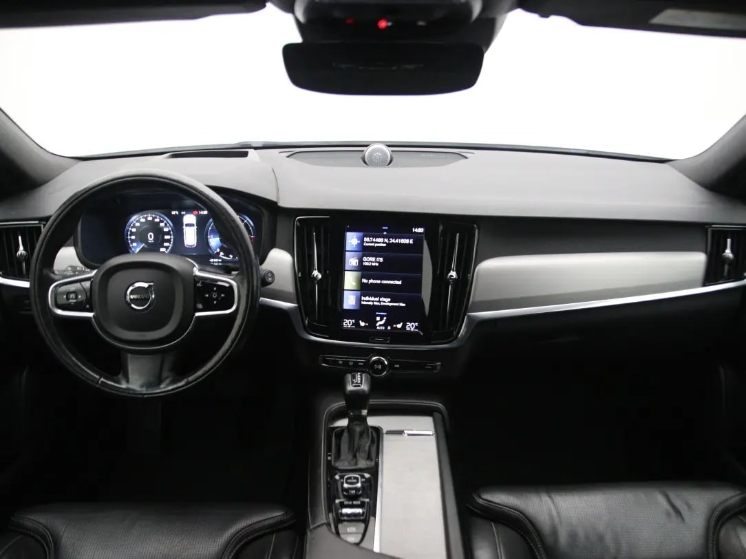 Volvo V90 Cross Country