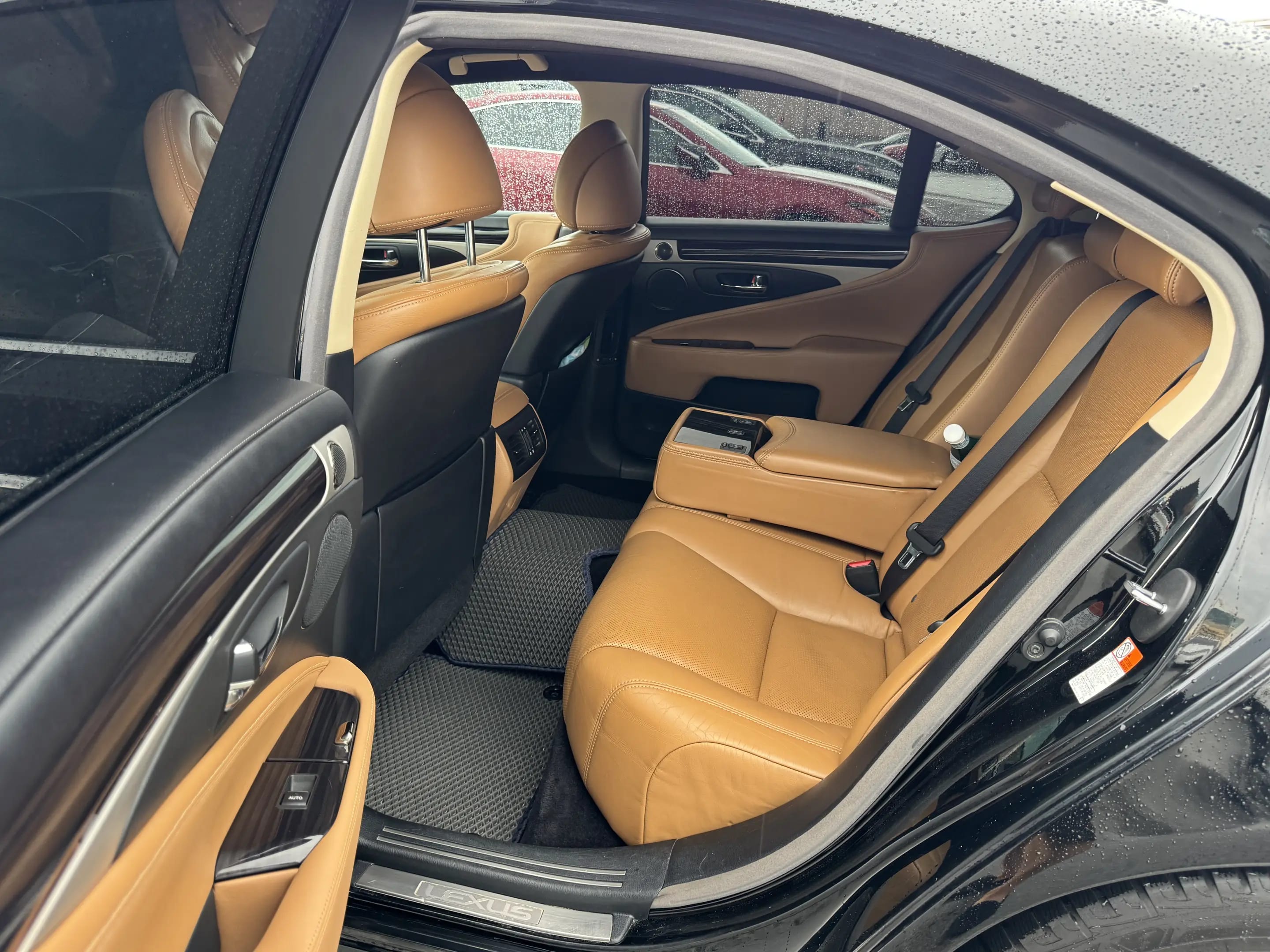 Lexus LS 460