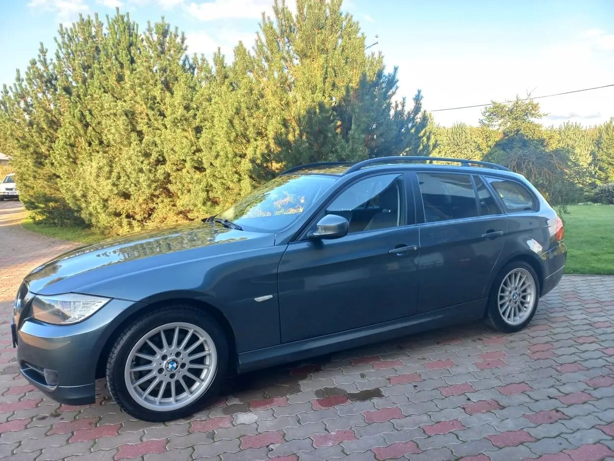 BMW 320