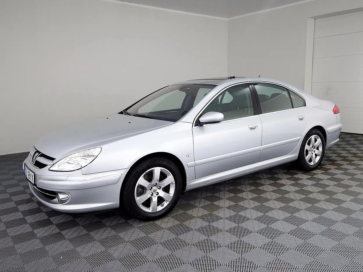 Peugeot 607