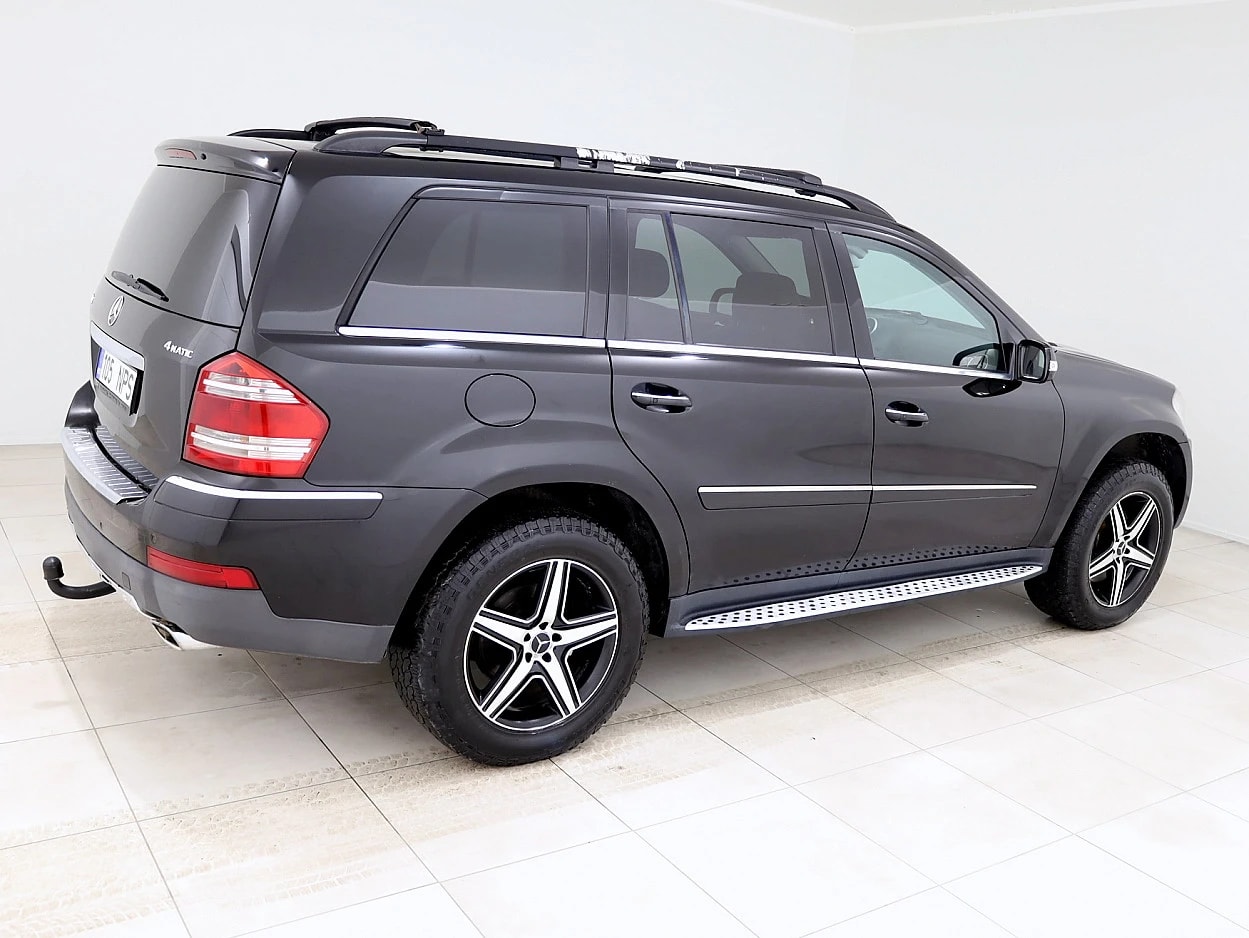 Mercedes-Benz GL 500