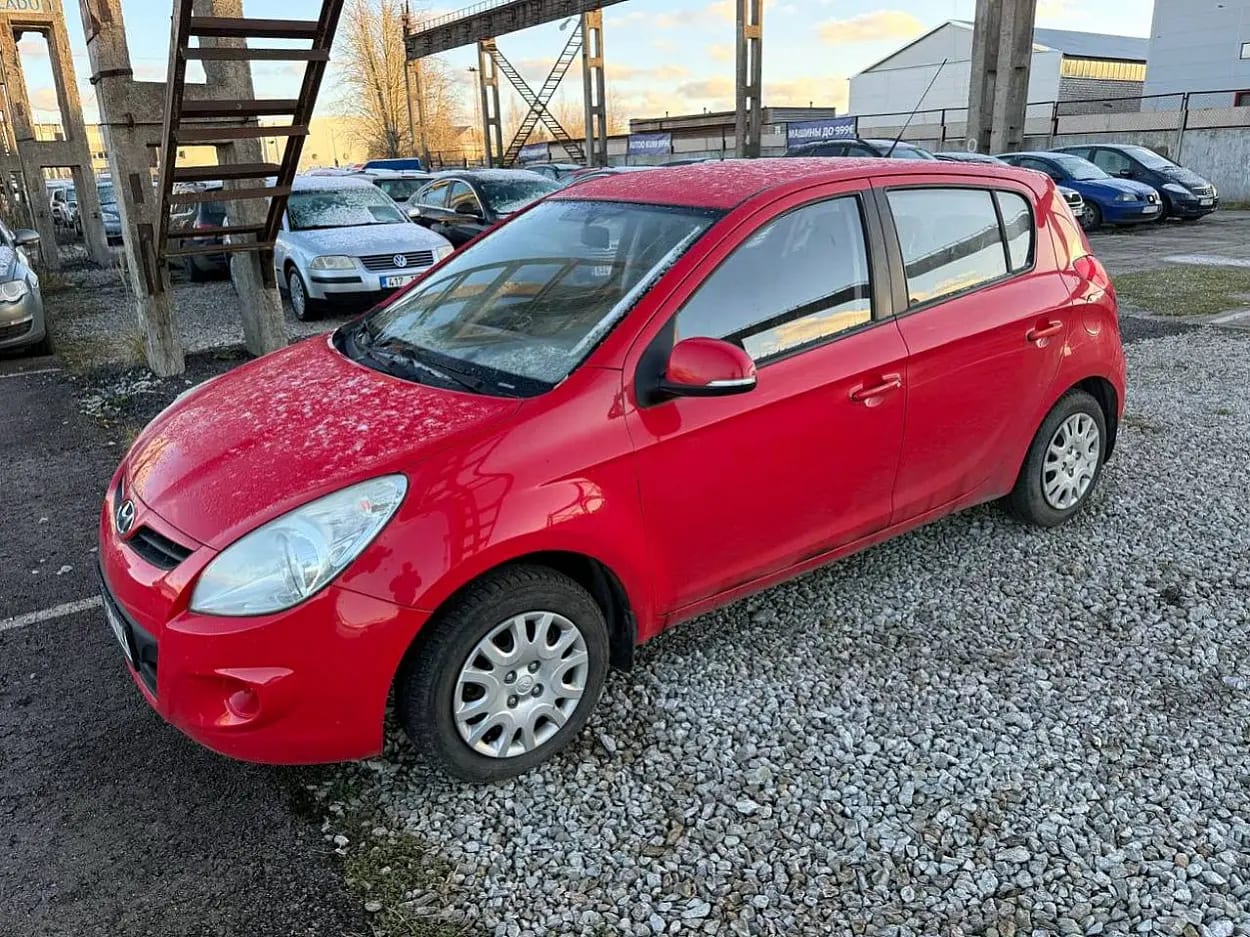 Hyundai i20