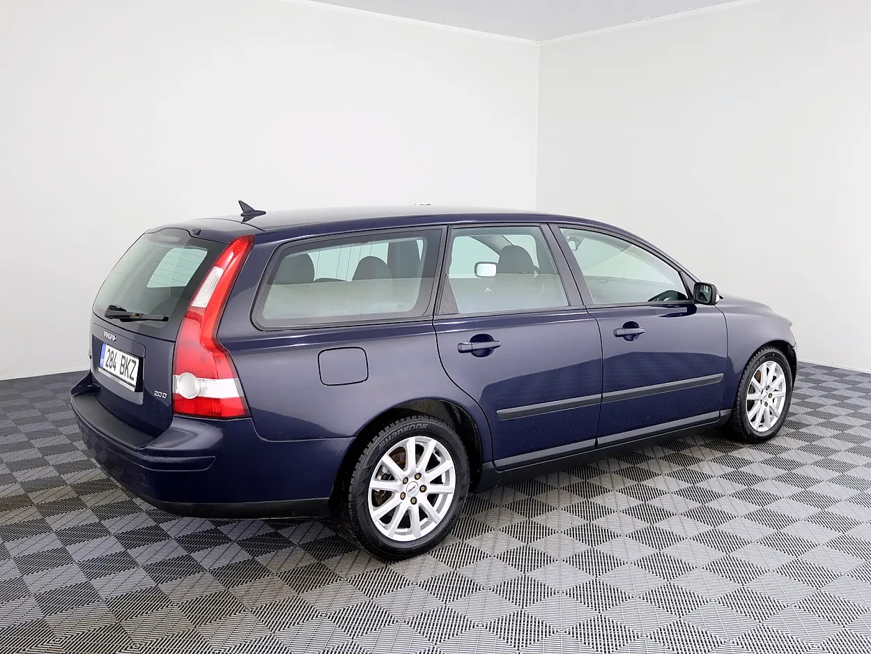 Volvo V50