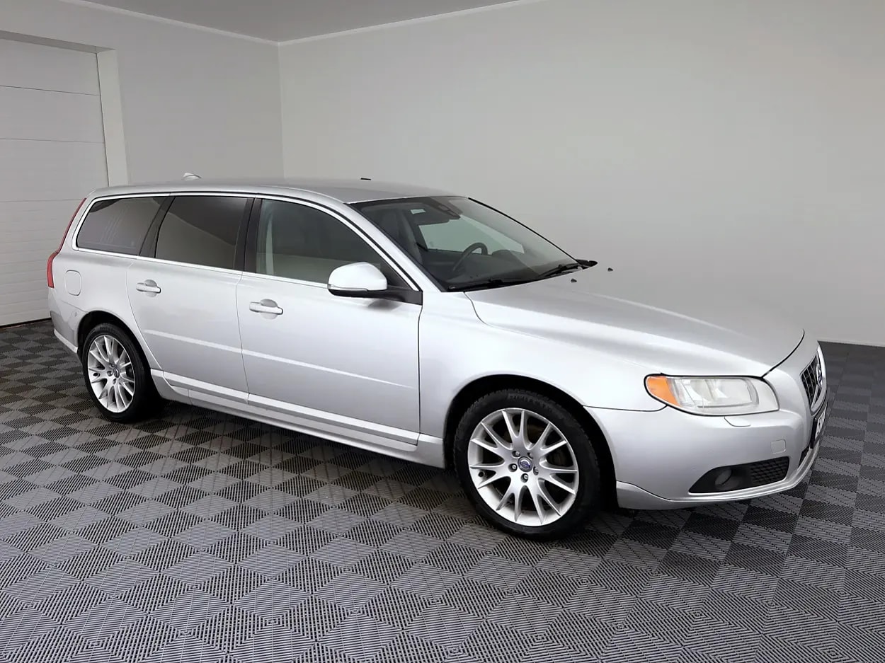 Volvo V70