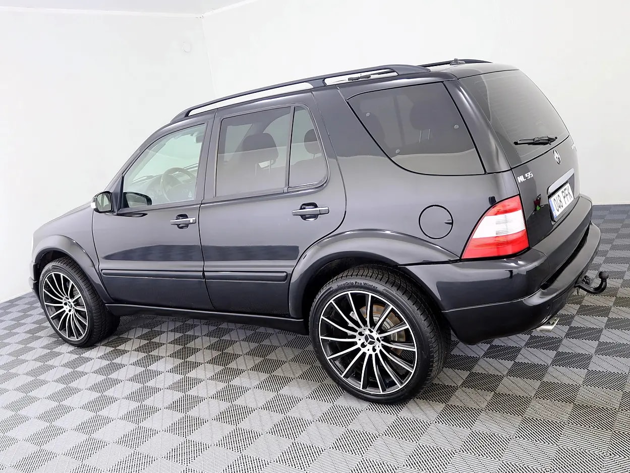 Mercedes-Benz ML 55 AMG