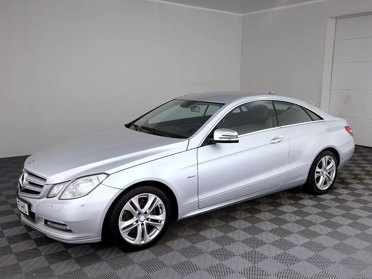 Mercedes-Benz E 250