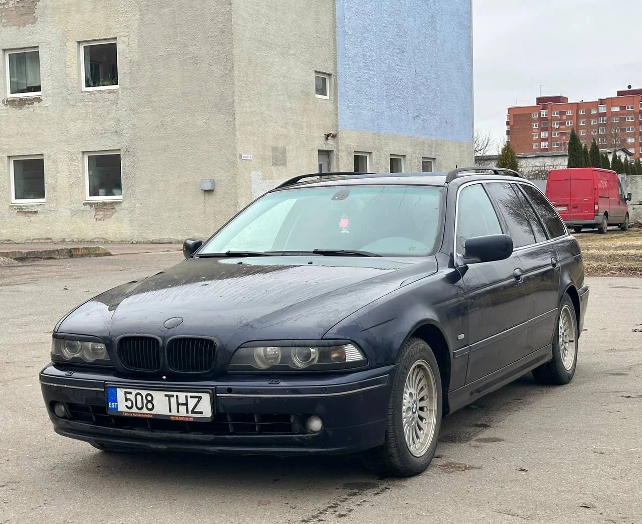 BMW 525