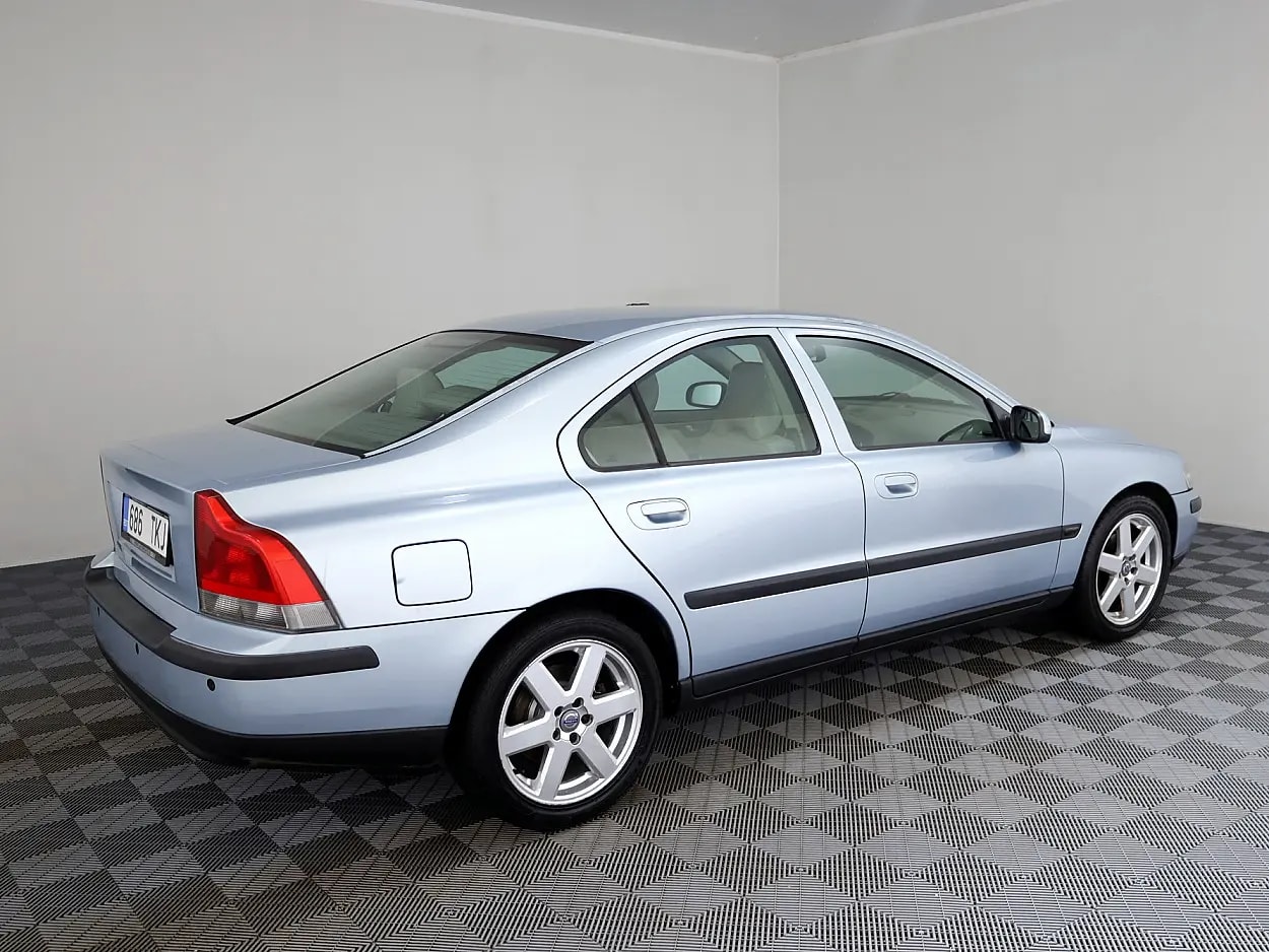 Volvo S60