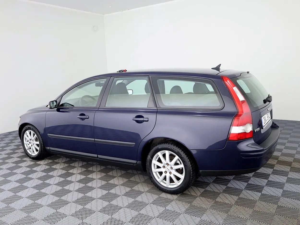 Volvo V50