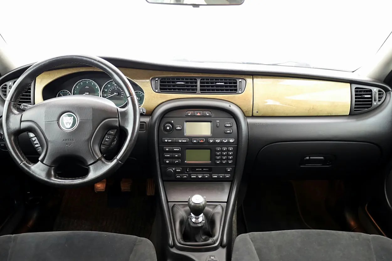 Jaguar X-Type