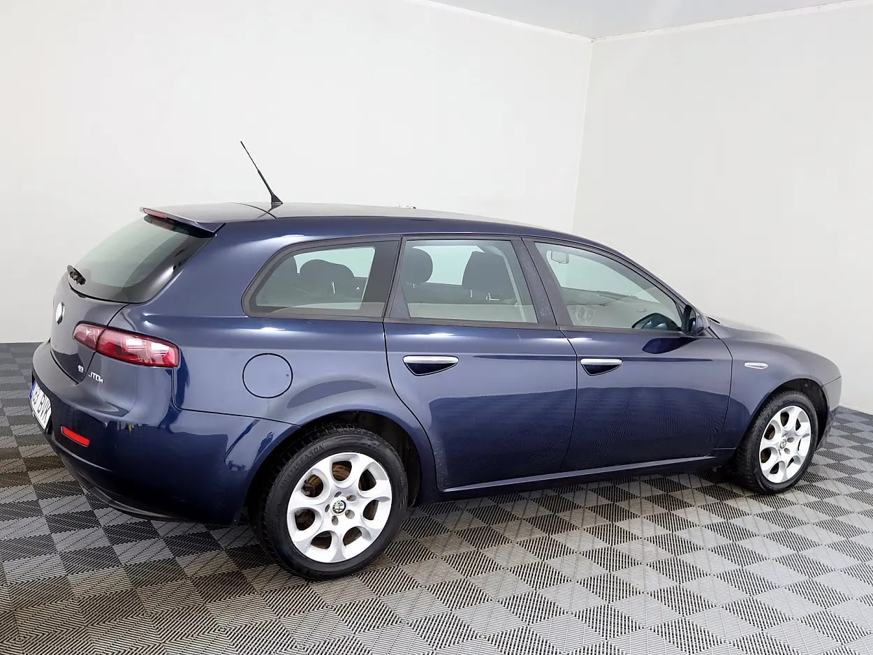 Alfa Romeo 159