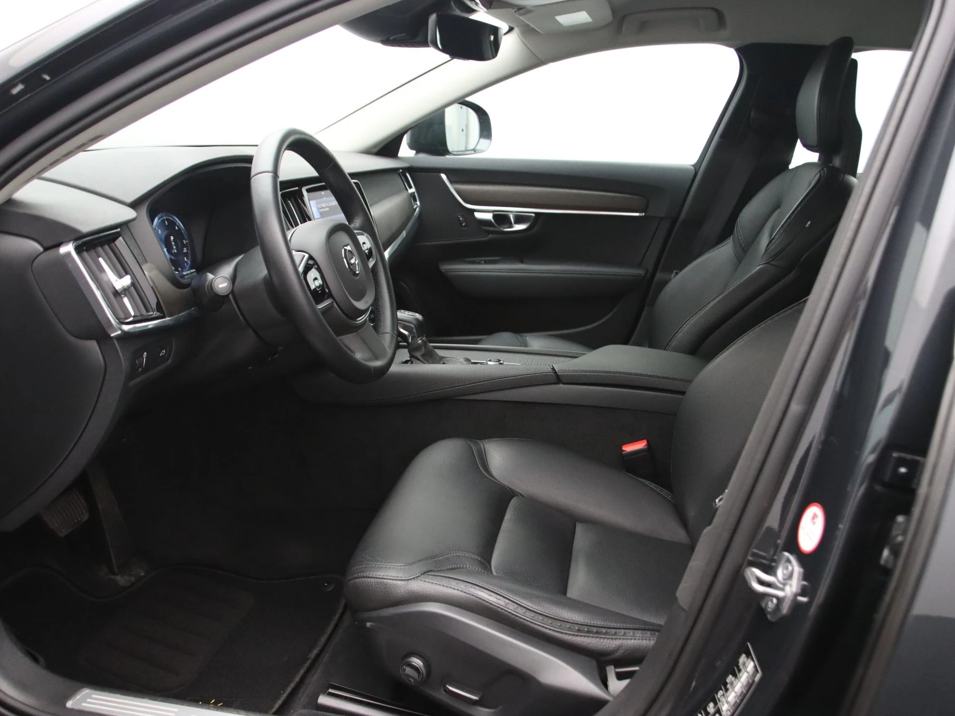 Volvo V90 Cross Country