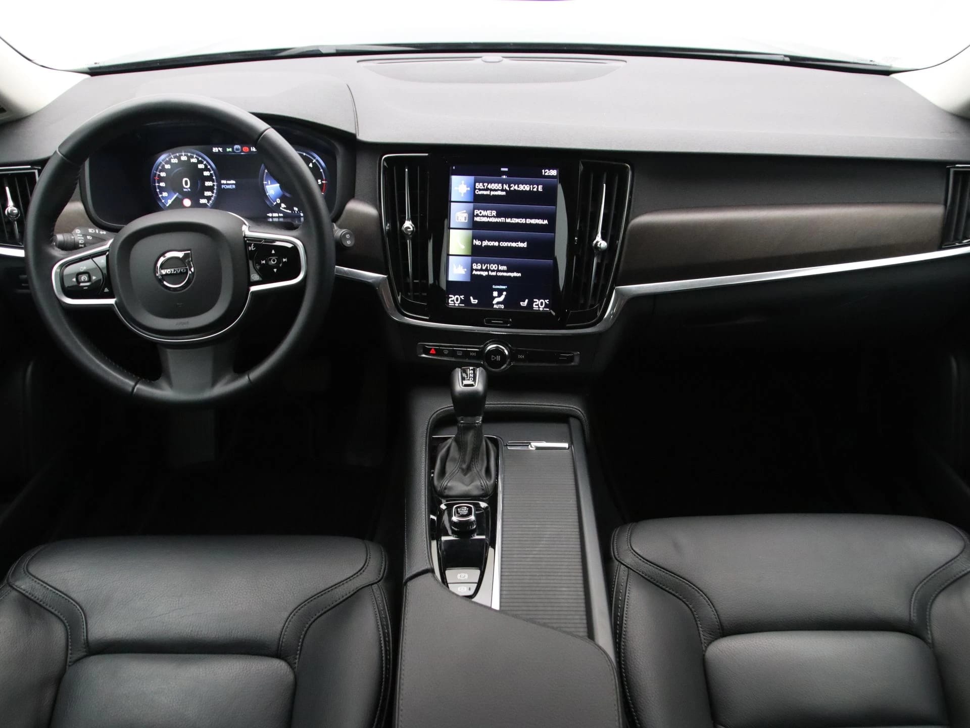Volvo V90 Cross Country