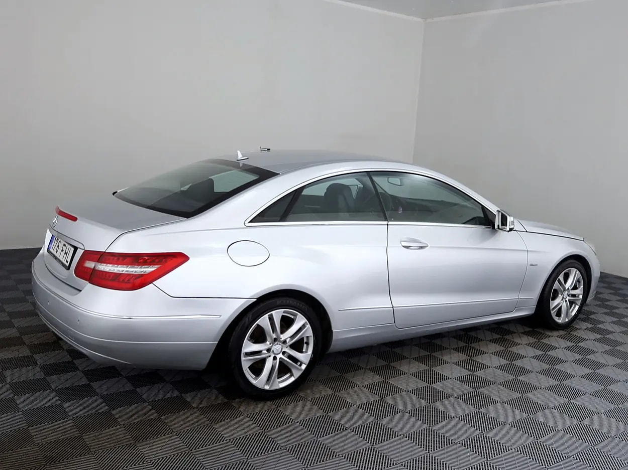Mercedes-Benz E 250