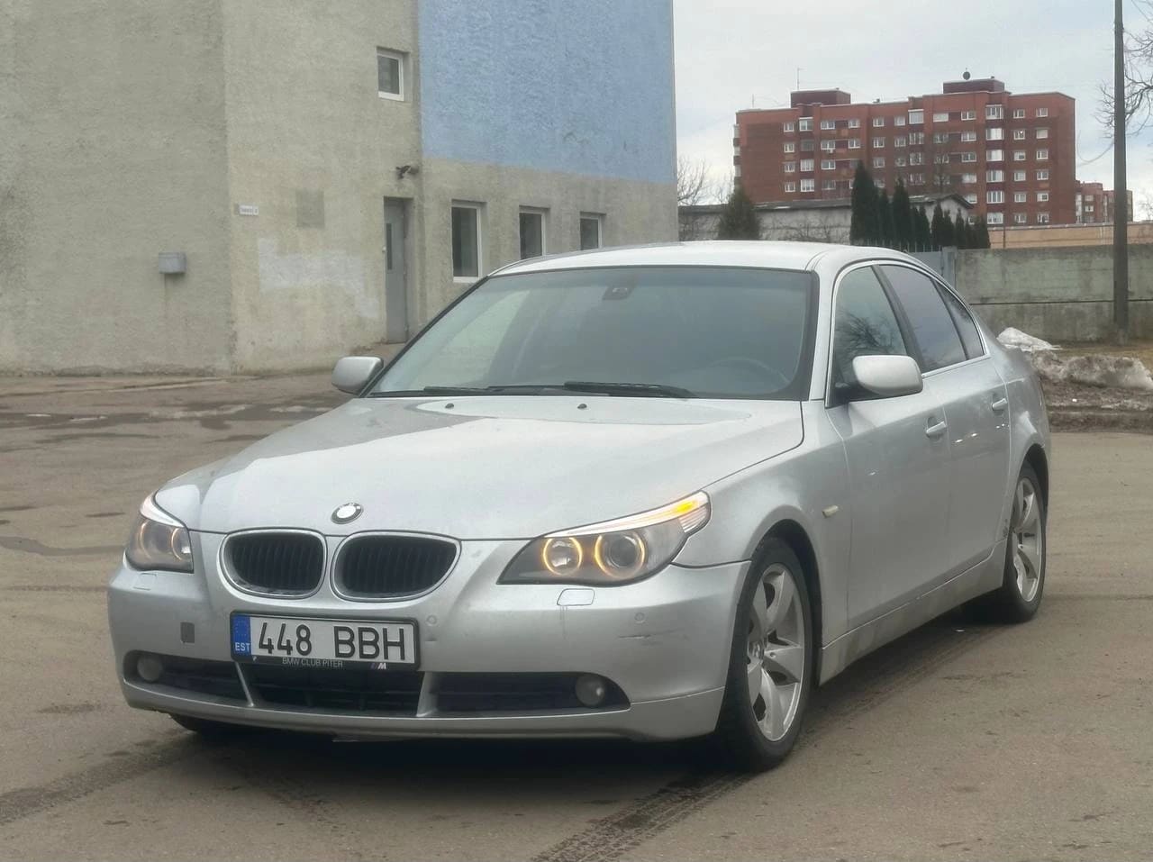 BMW 520