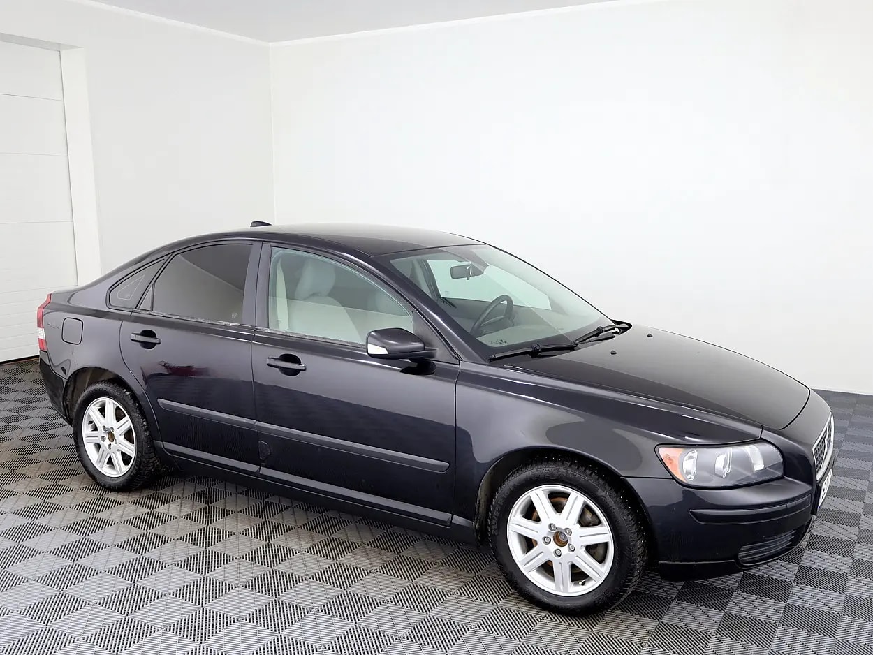 Volvo S40