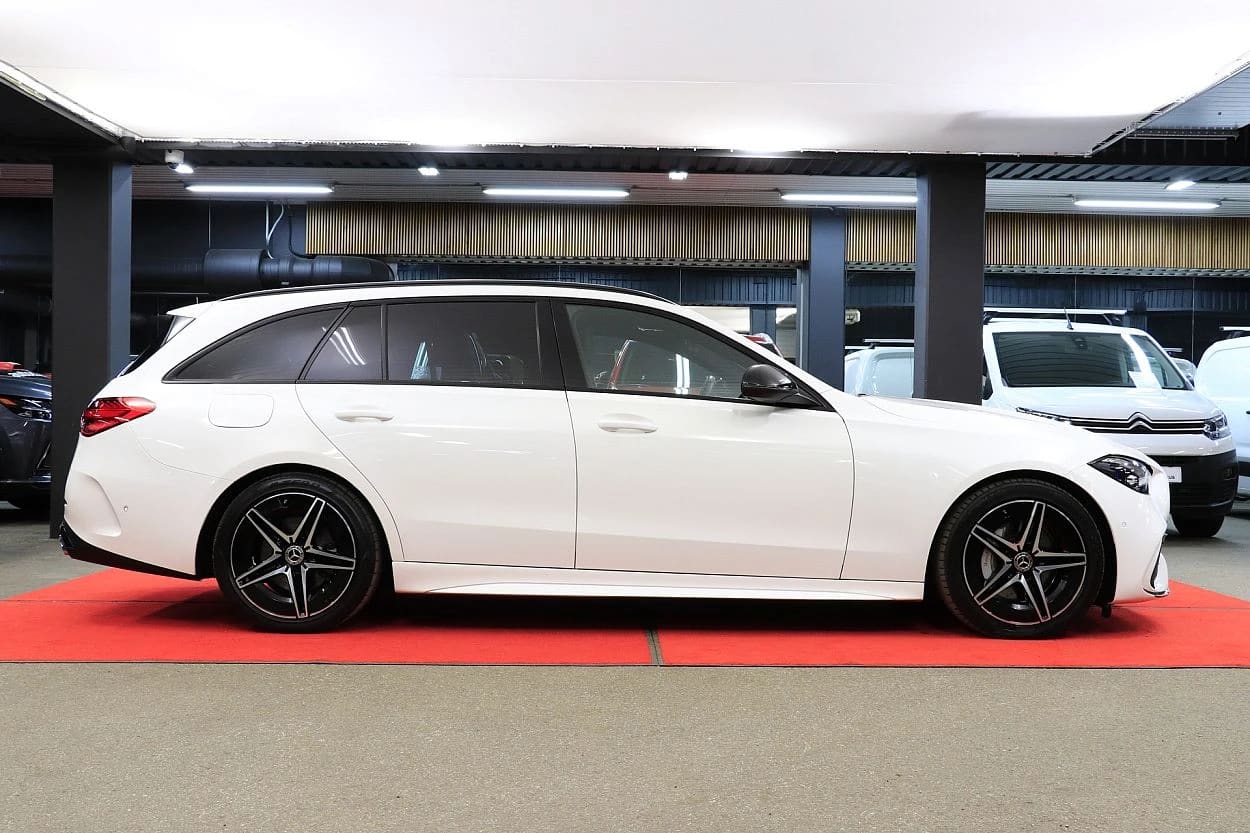 Mercedes-Benz C 220