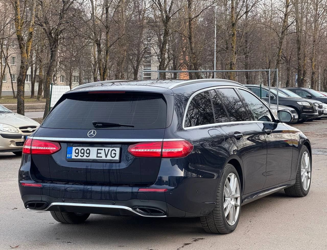 Mercedes-Benz E 220