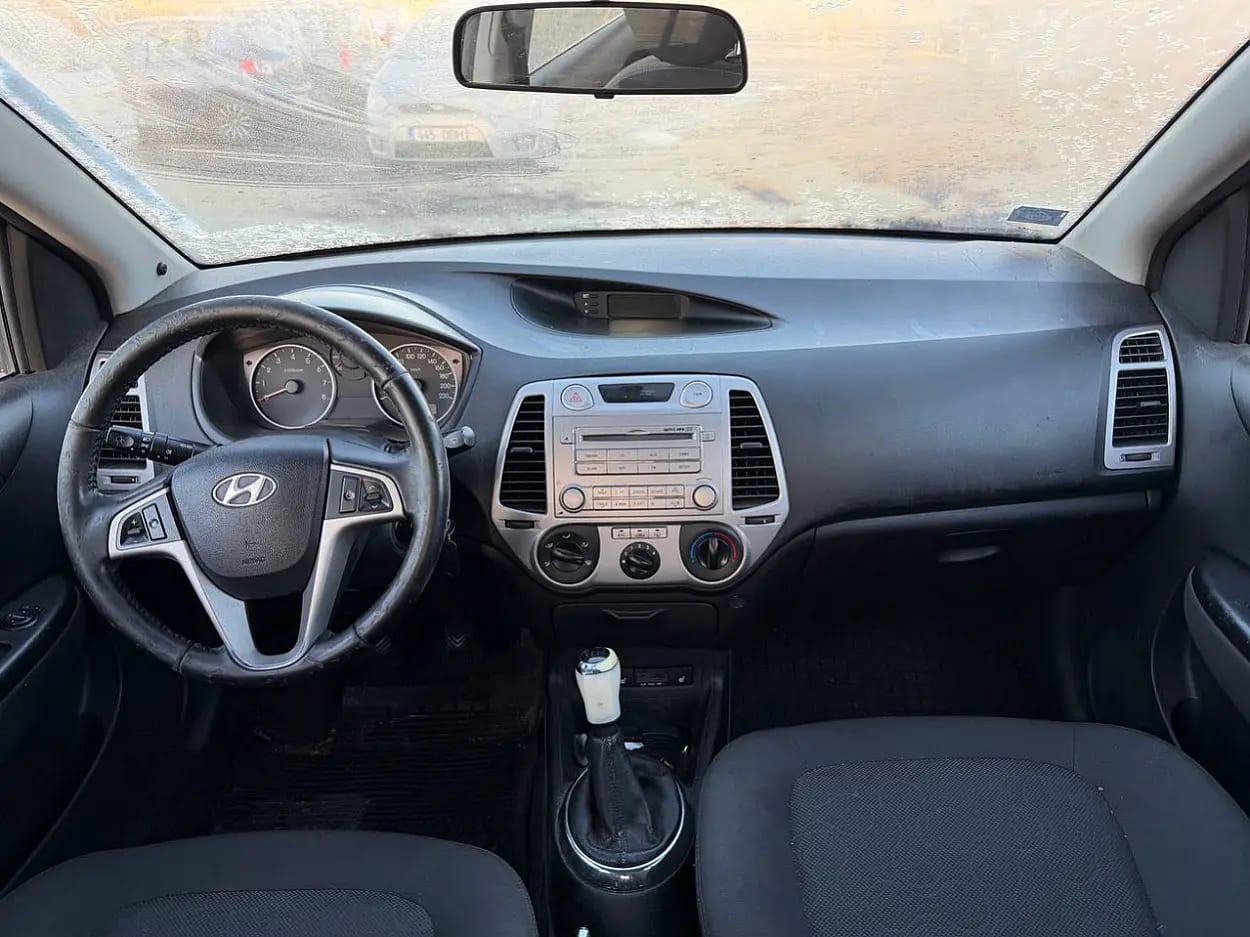 Hyundai i20