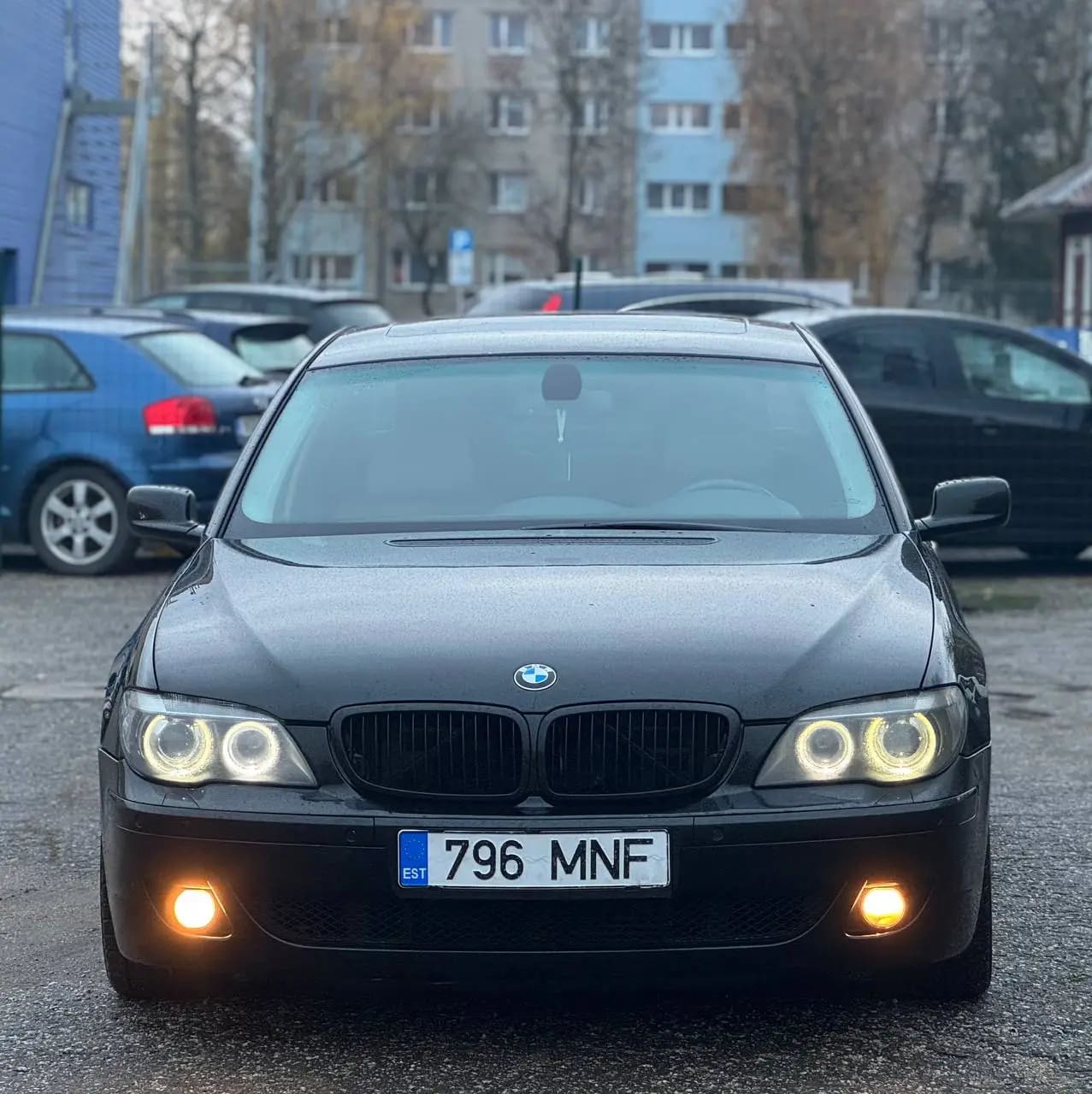 BMW 730