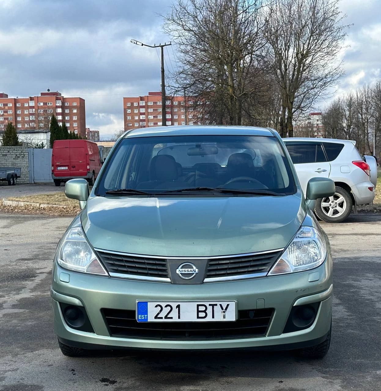 Nissan Tiida