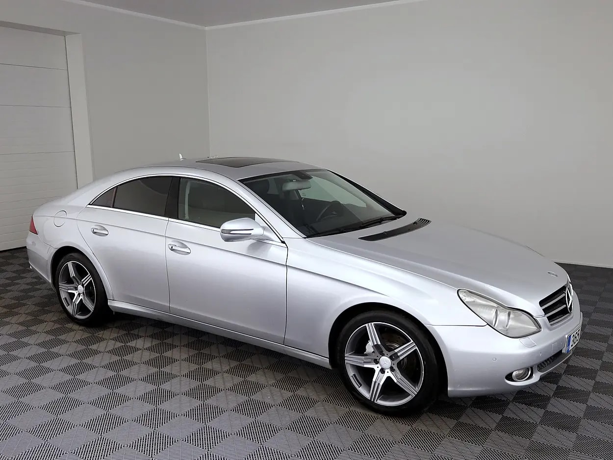 Mercedes-Benz CLS 320