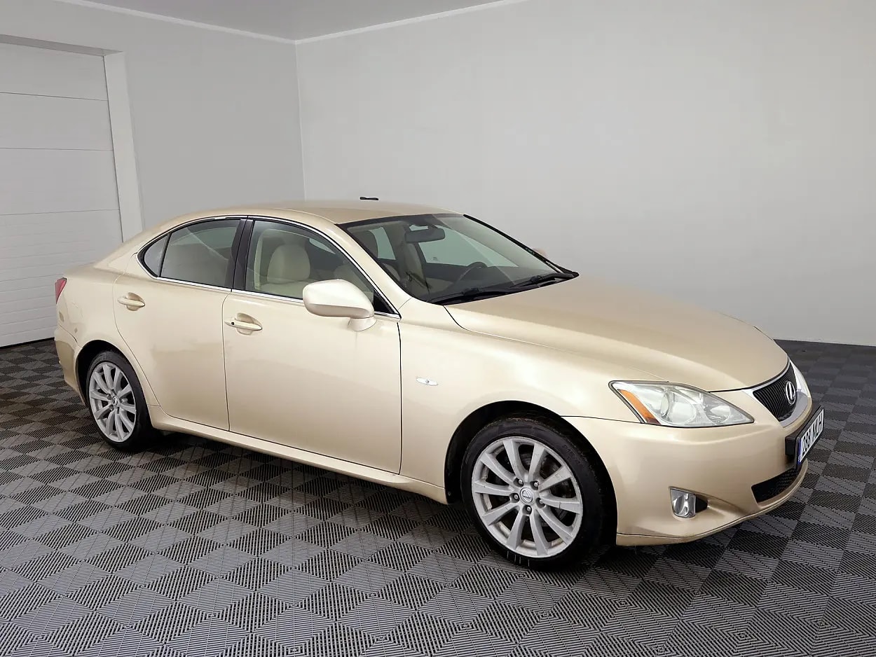 Lexus IS 250