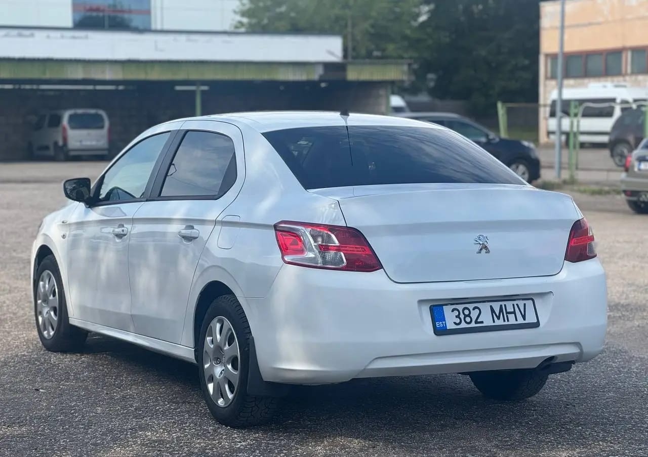 Peugeot 301