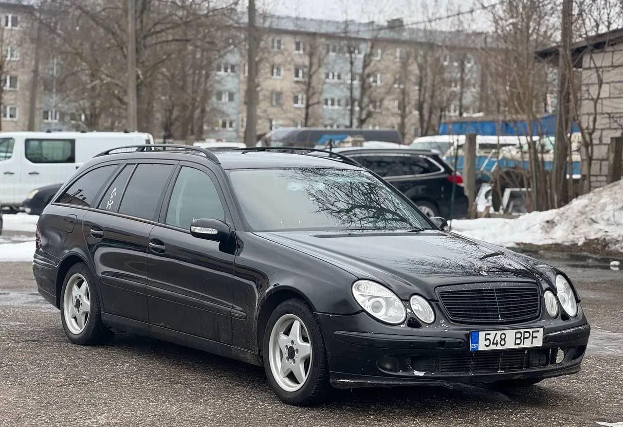 Mercedes-Benz E 220