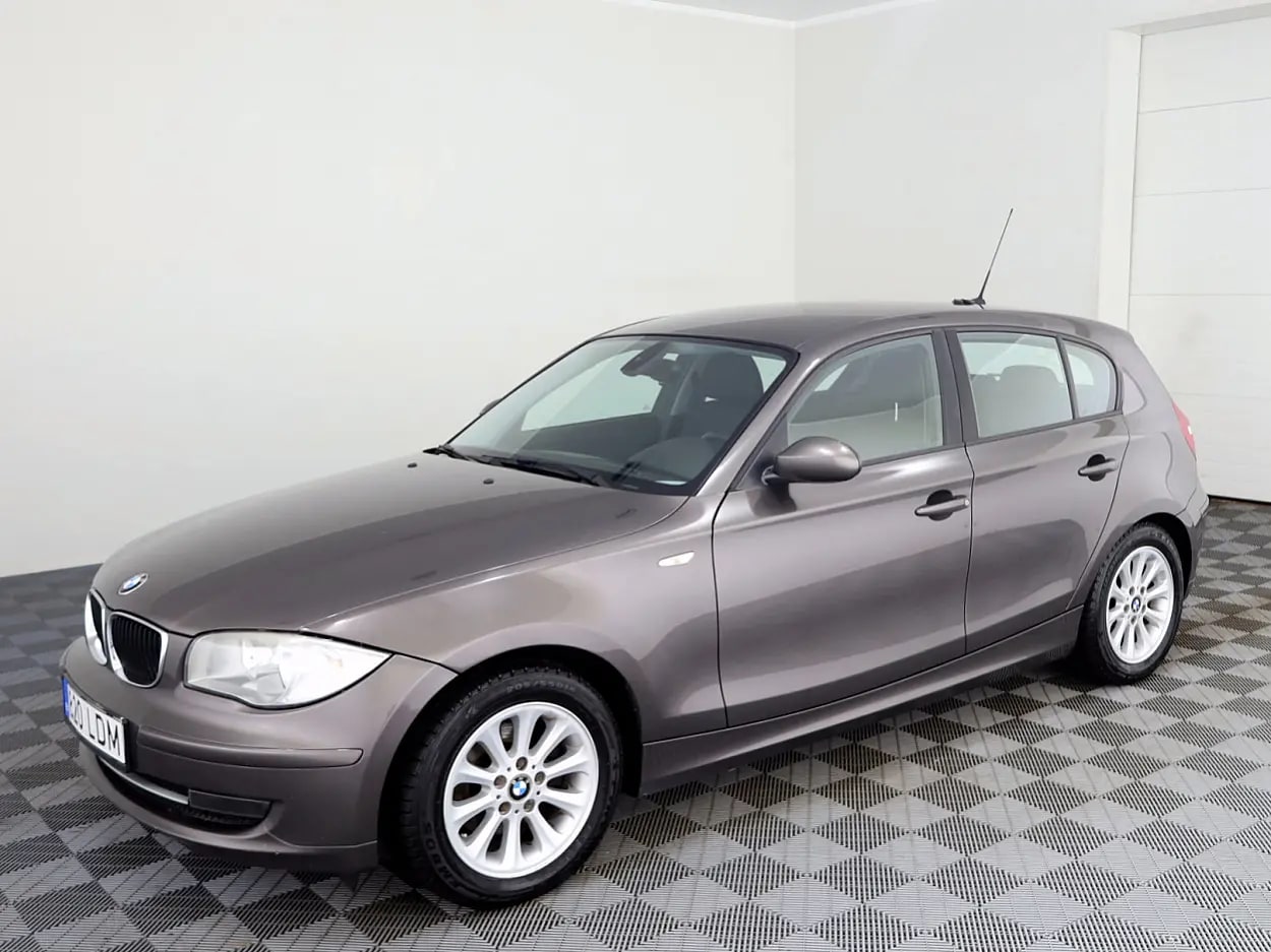 BMW 118