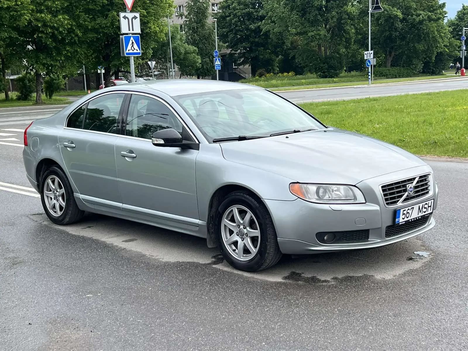 Volvo S80