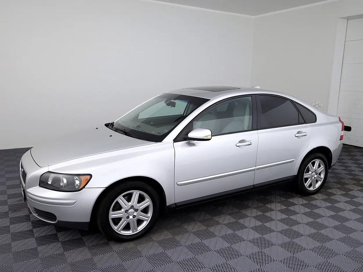 Volvo S40