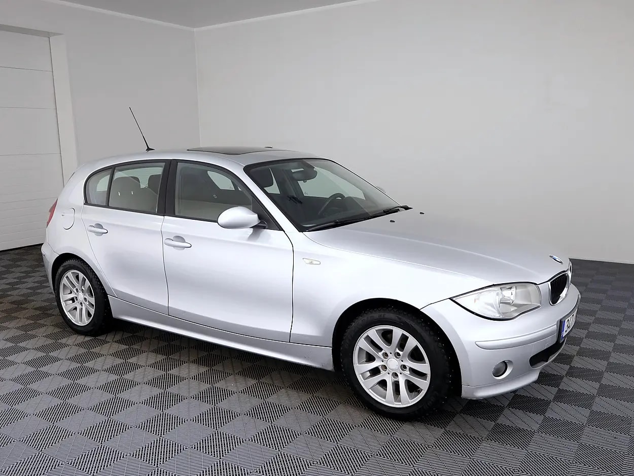 BMW 120