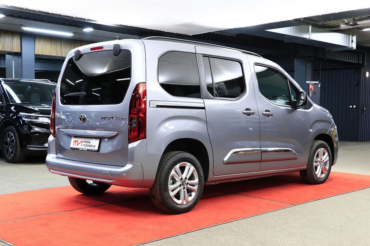 Toyota Proace City