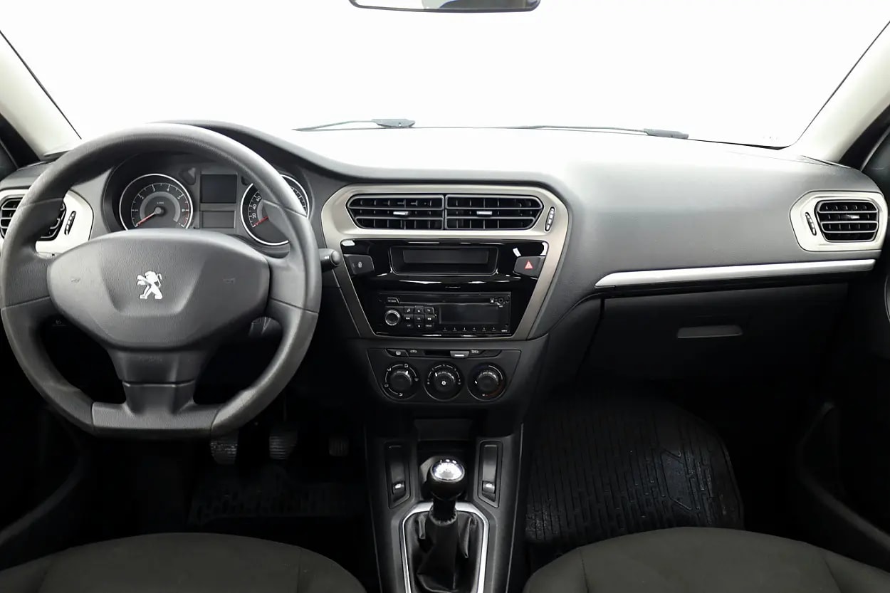 Peugeot 301