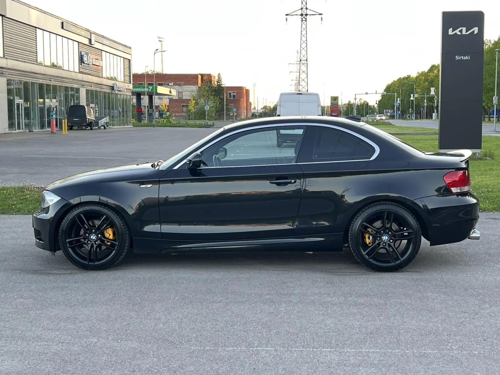 BMW 118