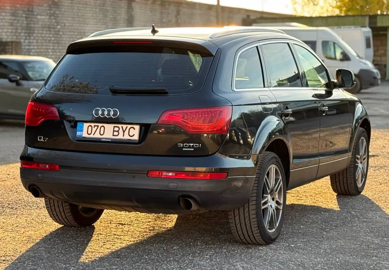 Audi Q7