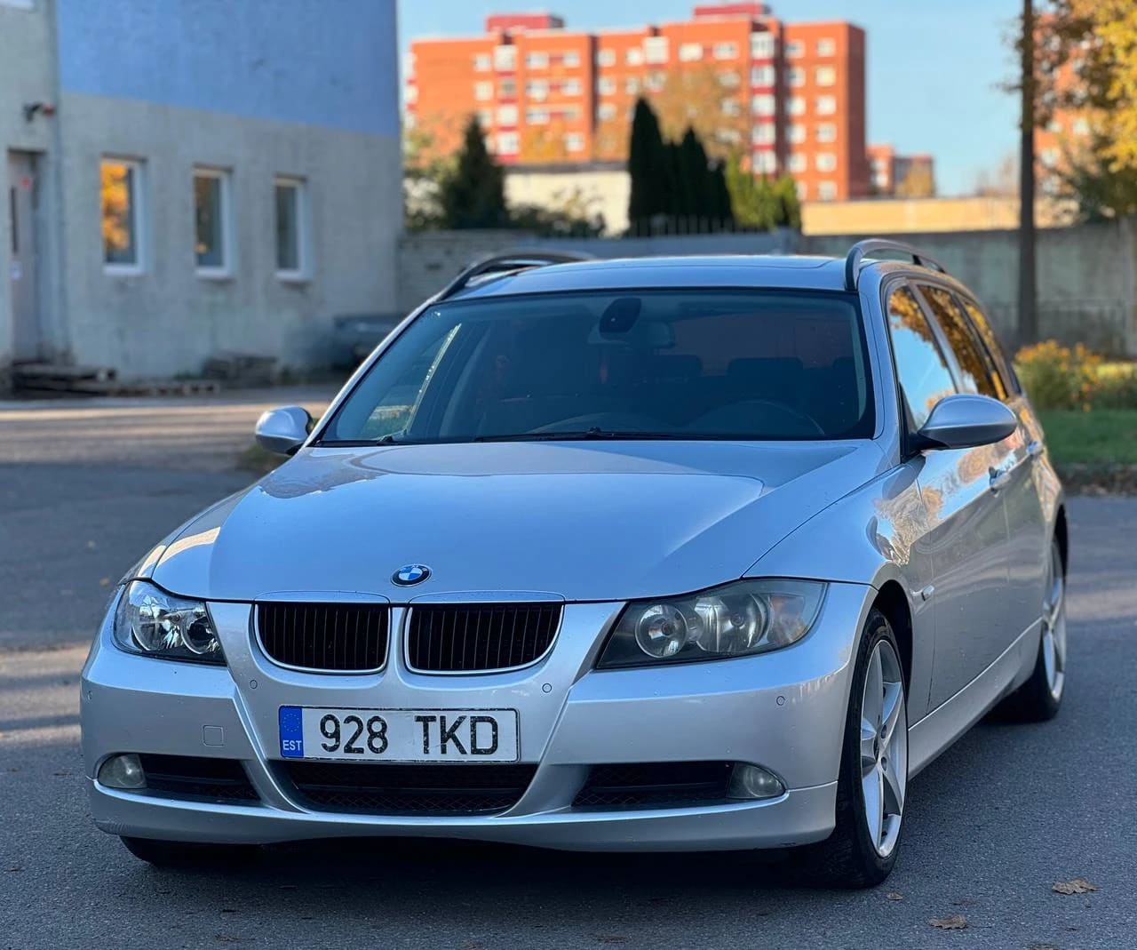 BMW 320