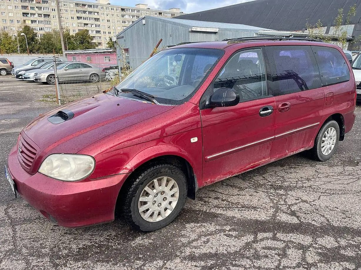 Kia Carnival