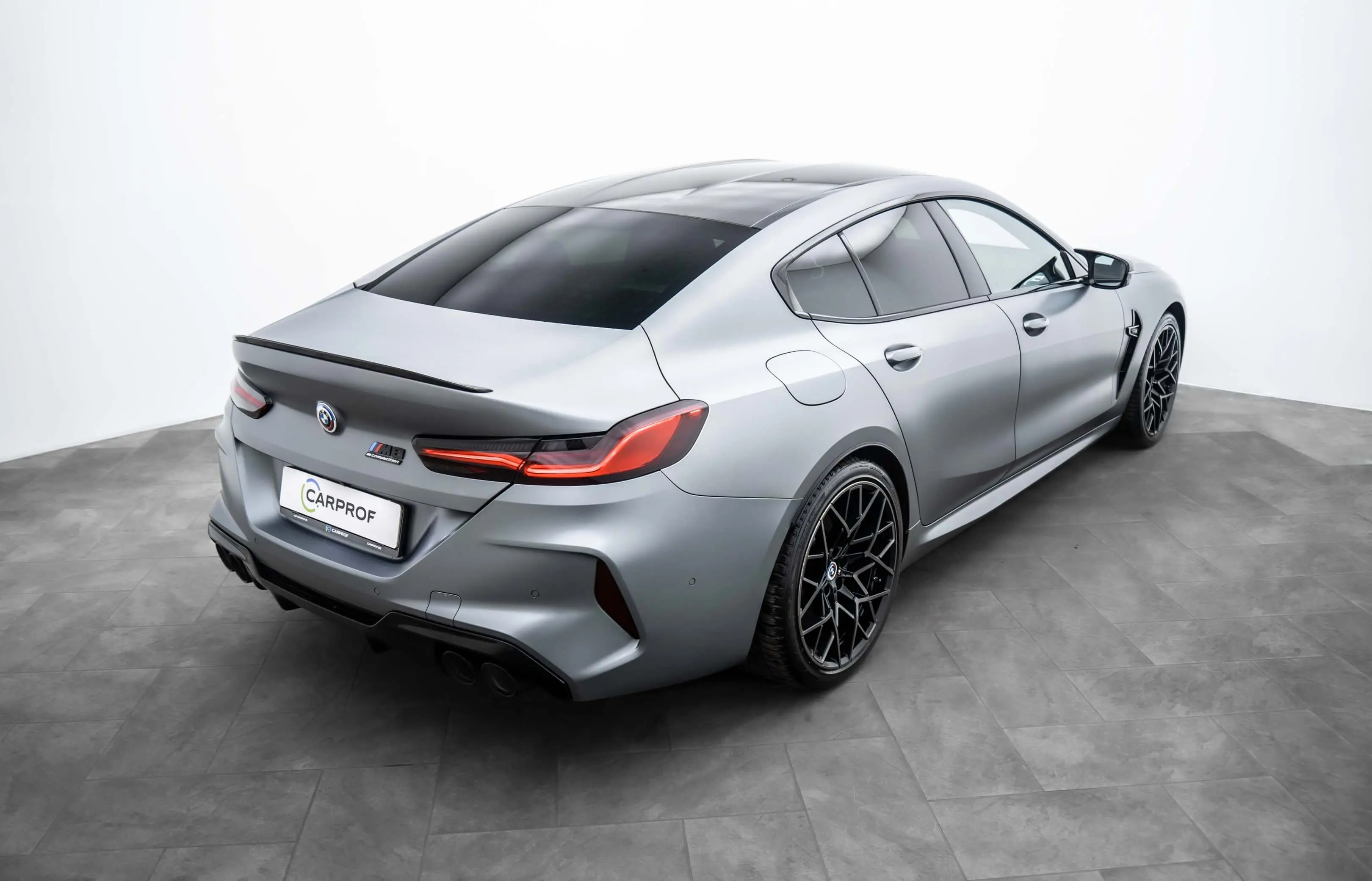 BMW M8