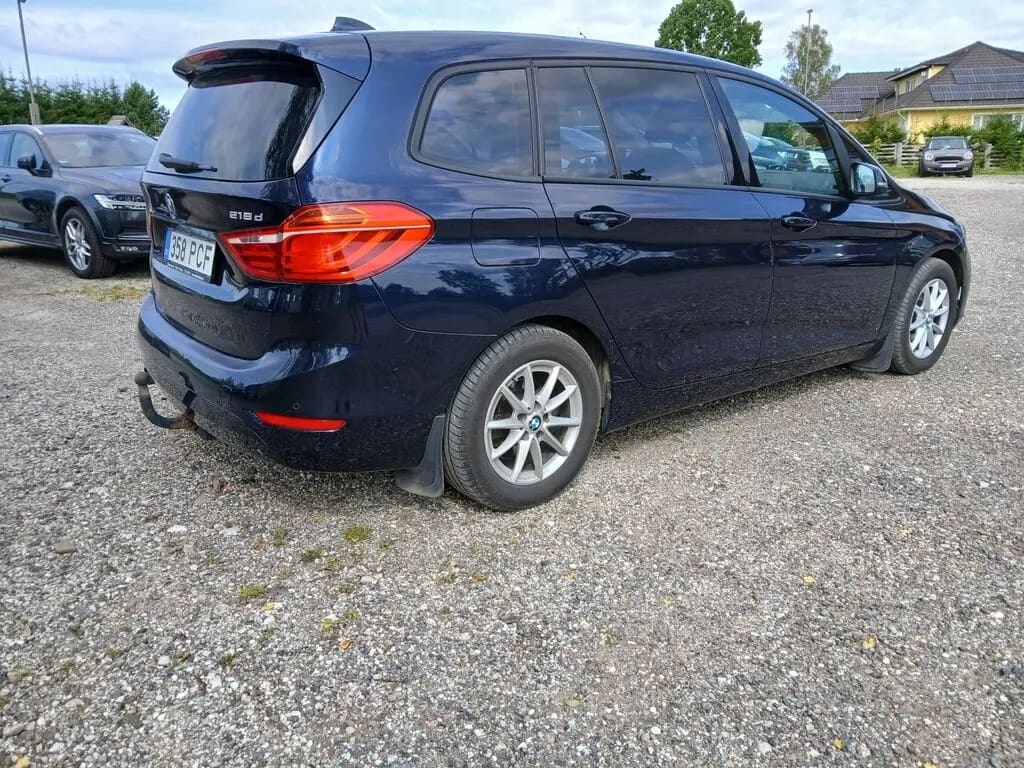 BMW 218