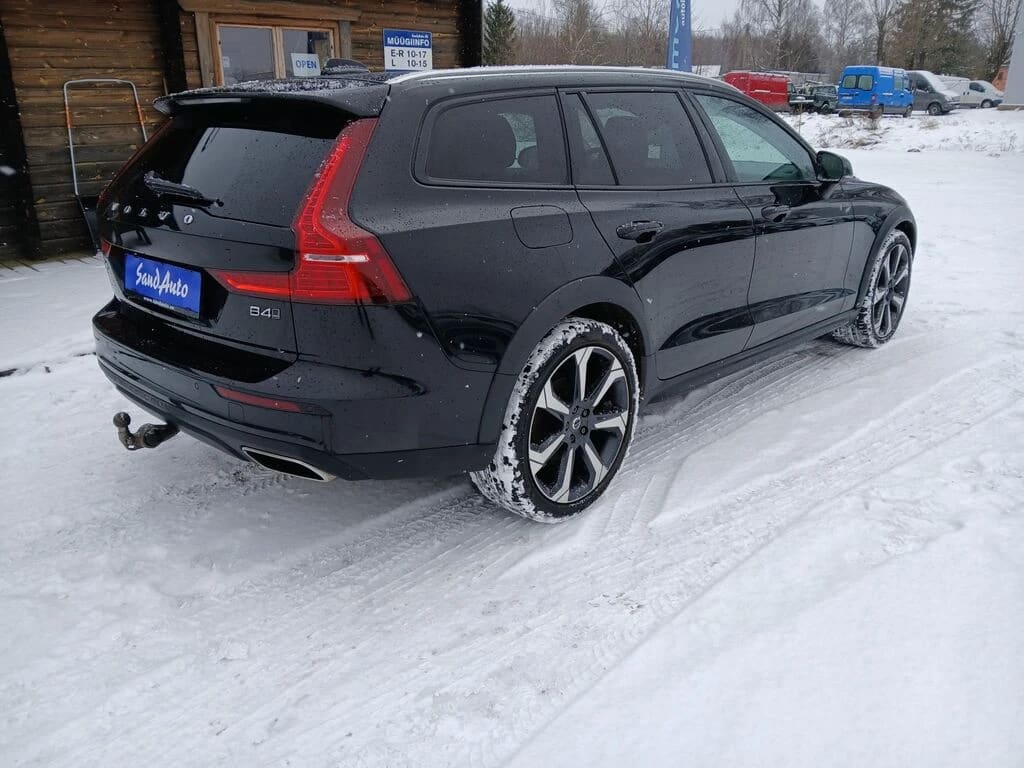 Volvo V60 Cross Country