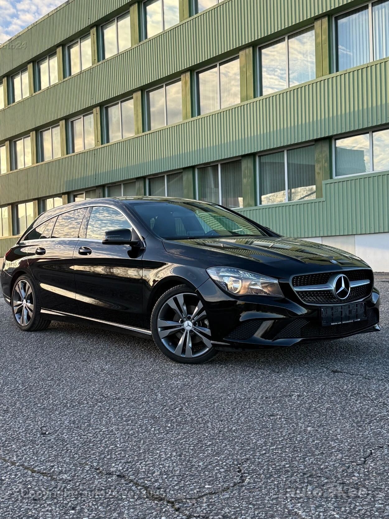 Mercedes-Benz CLA 200